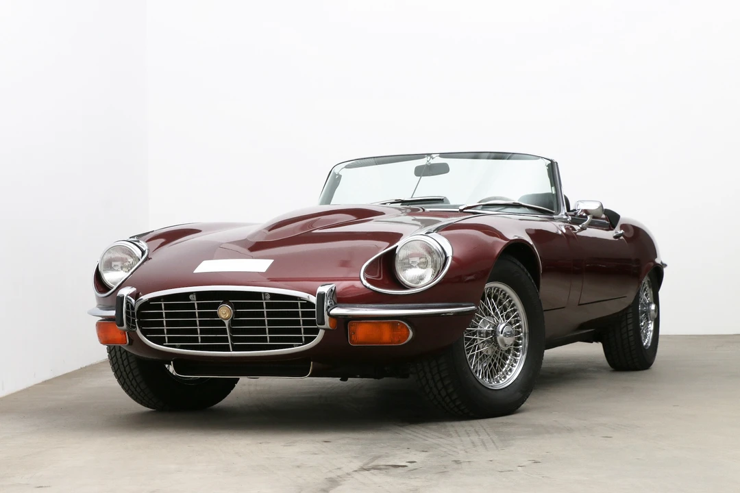 1974 Jaguar E-Type Series 3 V12 - Image 11 of 31