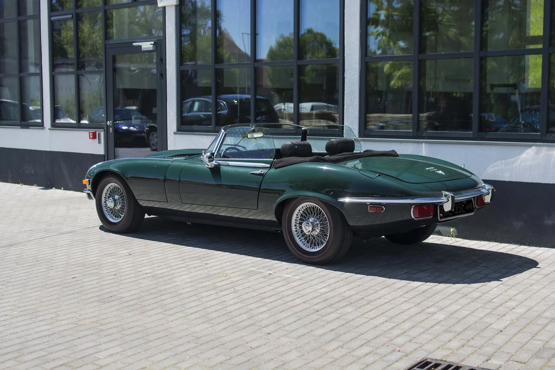 1974 Jaguar E-Type Series 3 V12 - Image 4 of 31