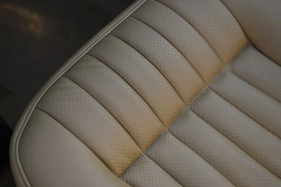 1974 Jaguar E-Type Series 3 V12 - Image 30 of 31