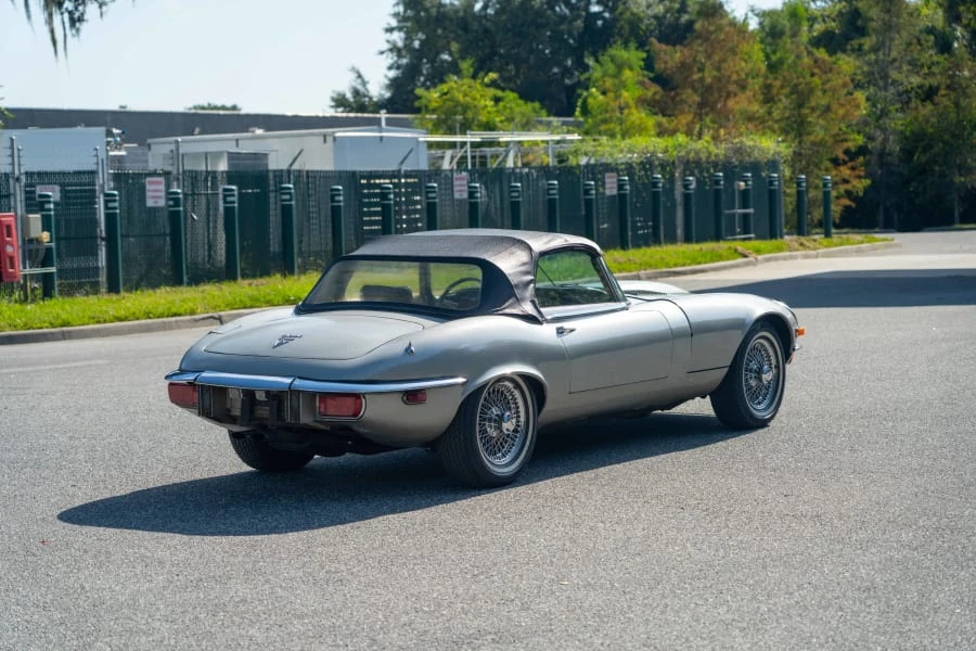 1974 Jaguar E-Type Series 3 V12 - Image 3 of 18
