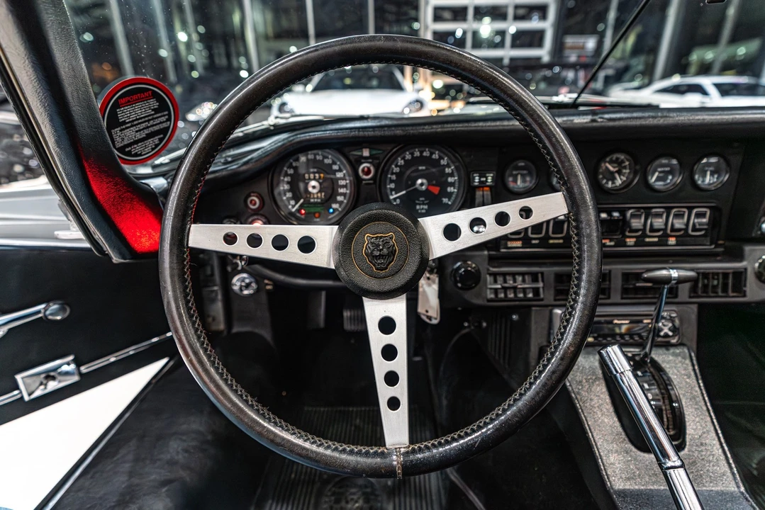 1974 Jaguar E-Type Series 3 V12 - Image 10 of 12