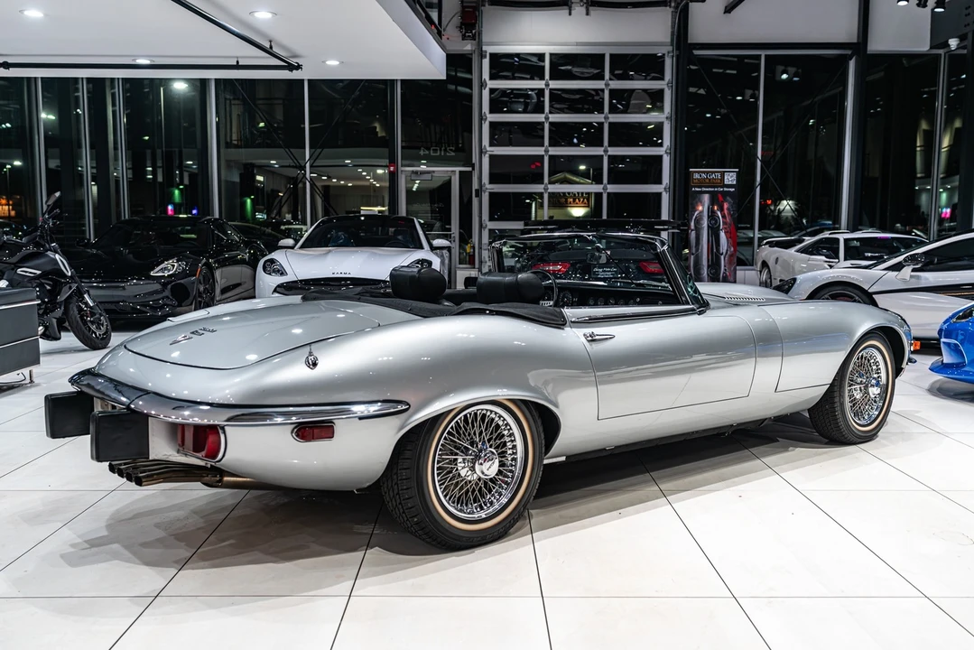 1974 Jaguar E-Type Series 3 V12 - Image 4 of 12