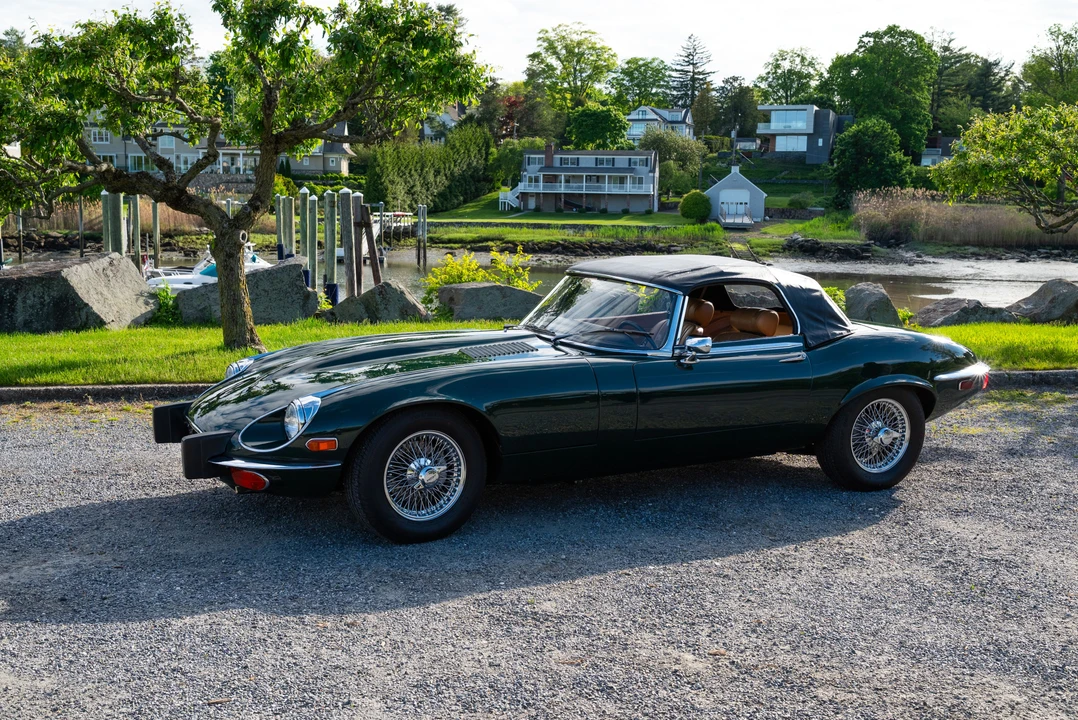 1974 Jaguar E-Type Series 3 V12 - Image 2 of 31