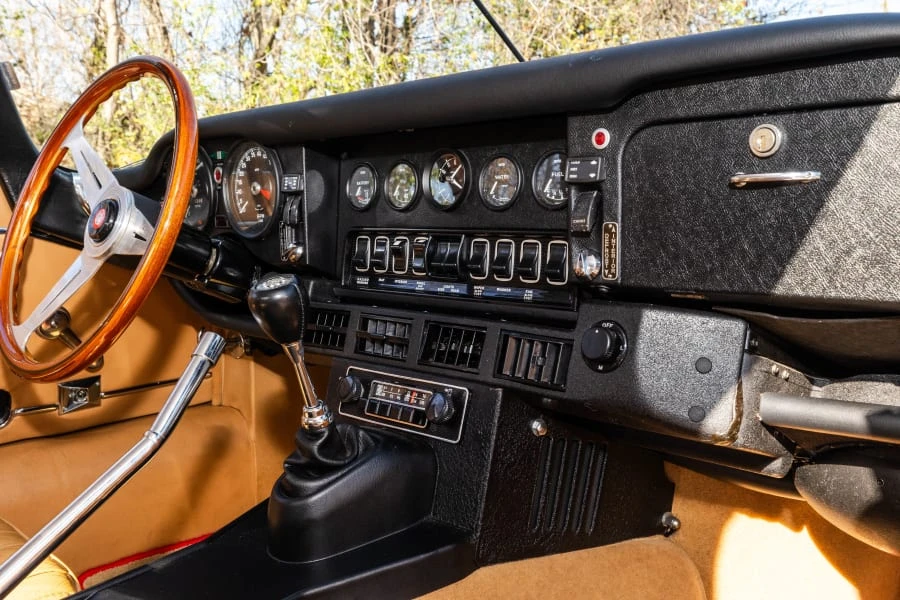 1974 Jaguar E-Type Series 3 V12 - Image 13 of 18