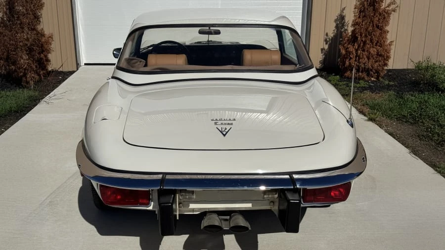 1974 Jaguar E-Type Series 3 V12 - Image 4 of 24