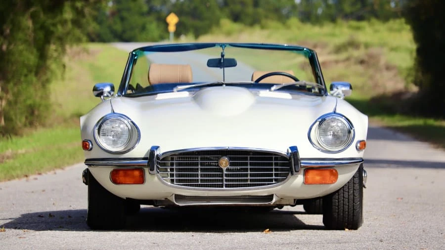 1974 Jaguar E-Type Series 3 V12 - Image 4 of 20