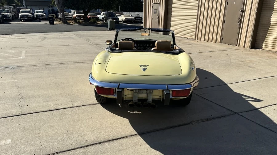 1974 Jaguar E-Type Series 3 V12 - Image 3 of 11