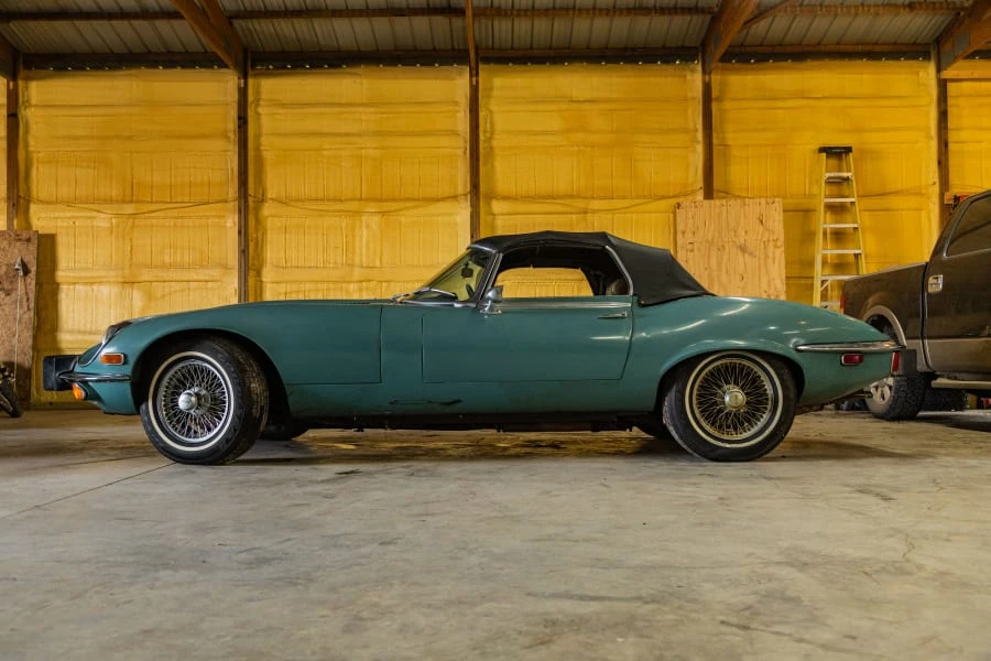 1974 Jaguar E-Type Series 3 V12 - Image 2 of 31
