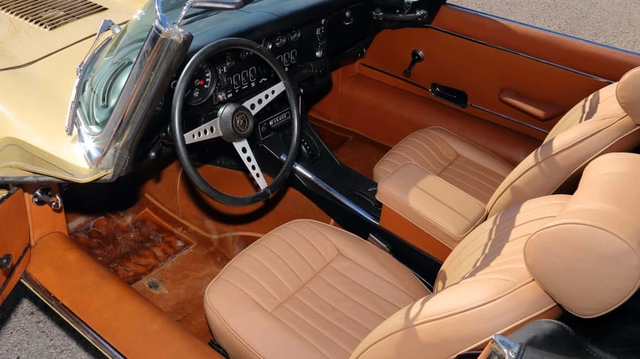 1974 Jaguar E-Type Series 3 V12 - Image 4 of 20