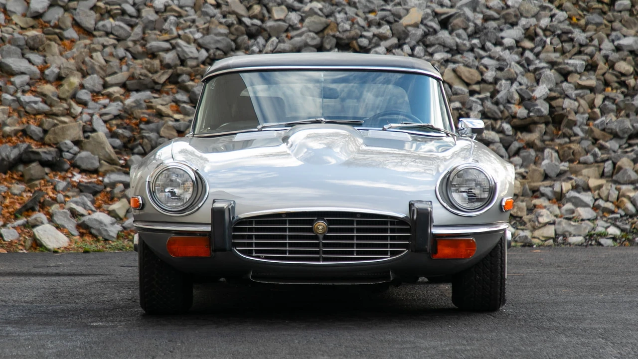 1974 Jaguar E-Type Series 3 V12 - Image 13 of 15