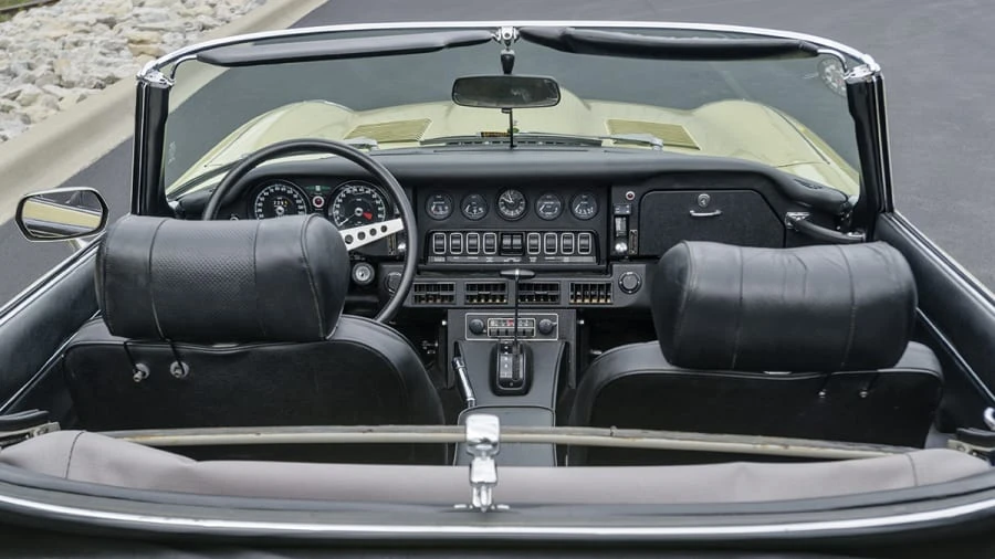 1974 Jaguar E-Type Series 3 V12 - Image 9 of 12