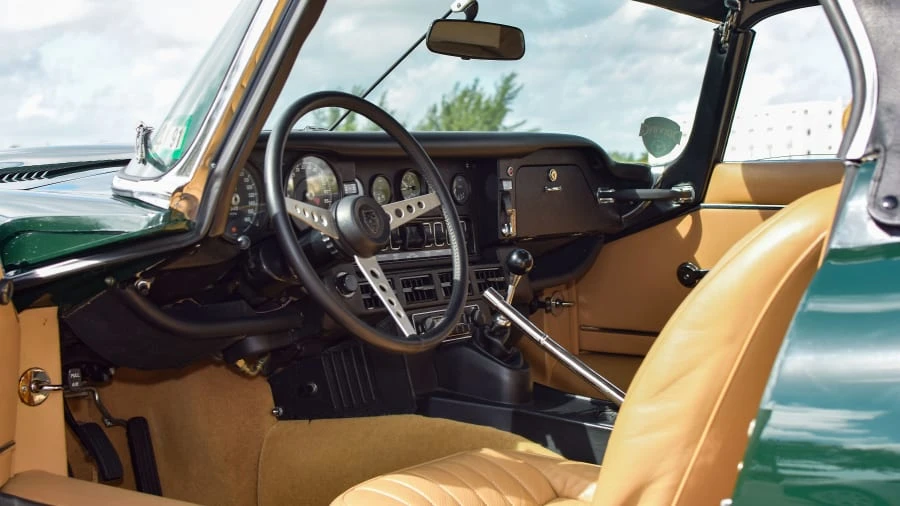 1974 Jaguar E-Type Series 3 V12 - Image 4 of 12