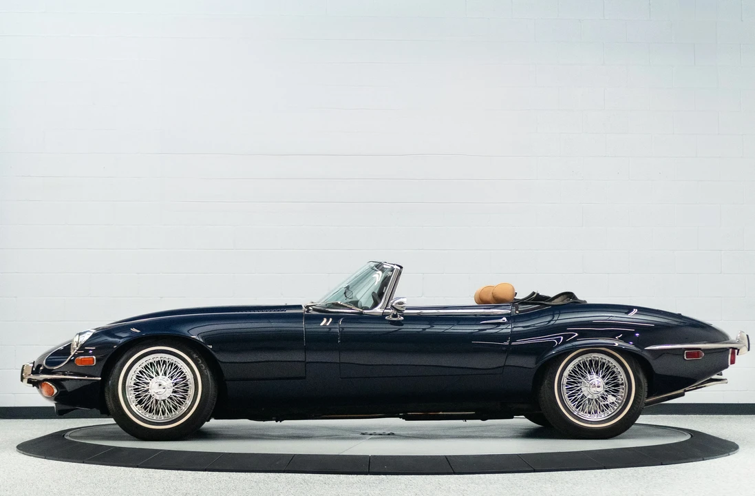 1974 Jaguar E-Type Series 3 V12 - Image 4 of 31