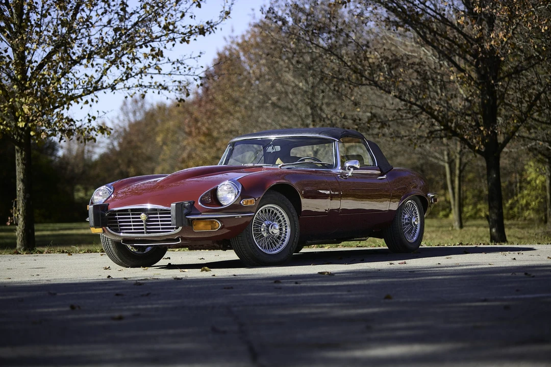 1974 Jaguar E-Type Series 3 V12 - Image 2 of 31