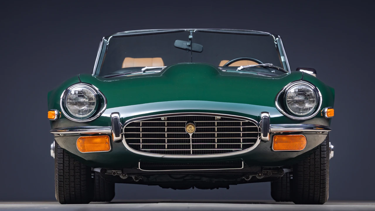 1974 Jaguar E-Type Series 3 V12 - Image 8 of 31