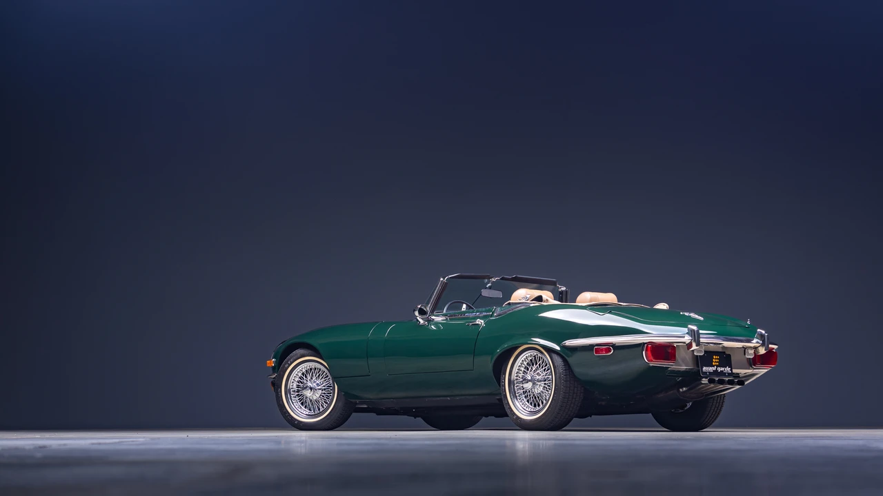 1974 Jaguar E-Type Series 3 V12 - Image 28 of 31