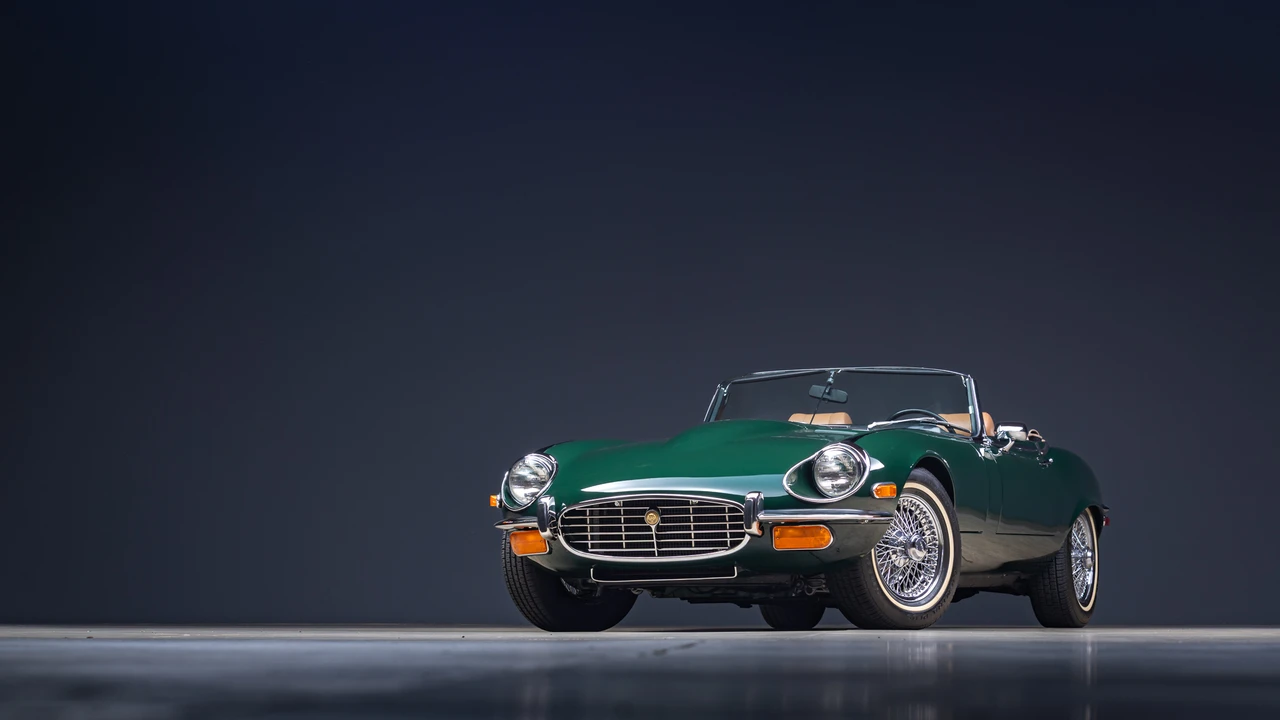1974 Jaguar E-Type Series 3 V12 - Image 5 of 31