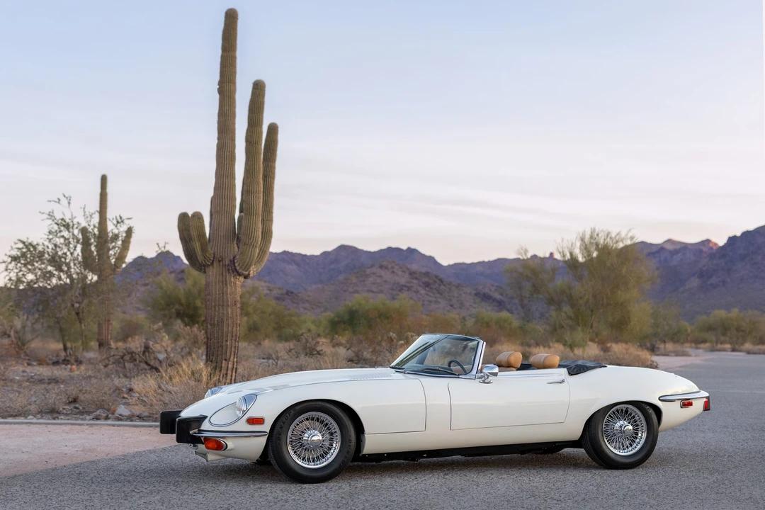 1974 Jaguar E-Type Series 3 V12 - Image 2 of 31