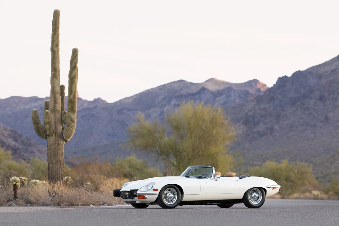 1974 Jaguar E-Type Series 3 V12 - Image 4 of 31