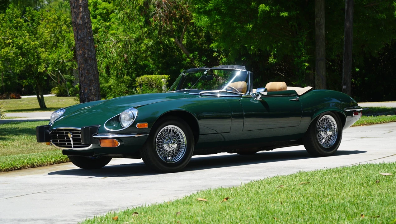 1974 Jaguar E-Type Series 3 V12 - Image 4 of 31