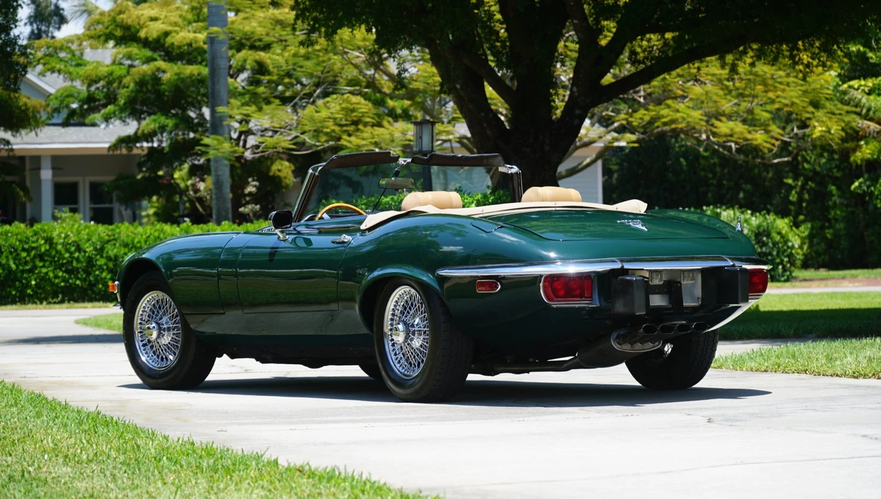 1974 Jaguar E-Type Series 3 V12 - Image 30 of 31