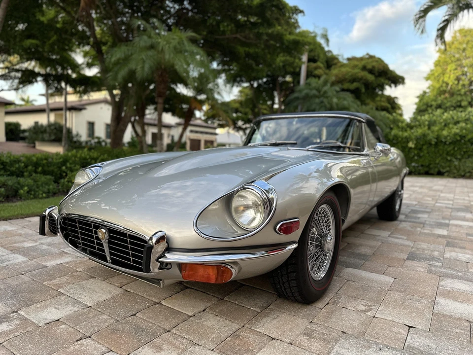 1974 Jaguar E-Type Series 3 V12 - Image 3 of 31