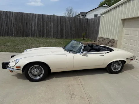 1974 Jaguar E-Type Series 3 V12 - Image 2 of 31