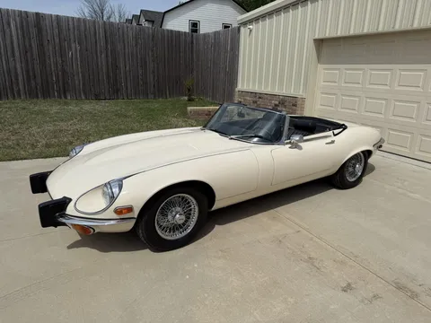 1974 Jaguar E-Type Series 3 V12 - Image 3 of 31