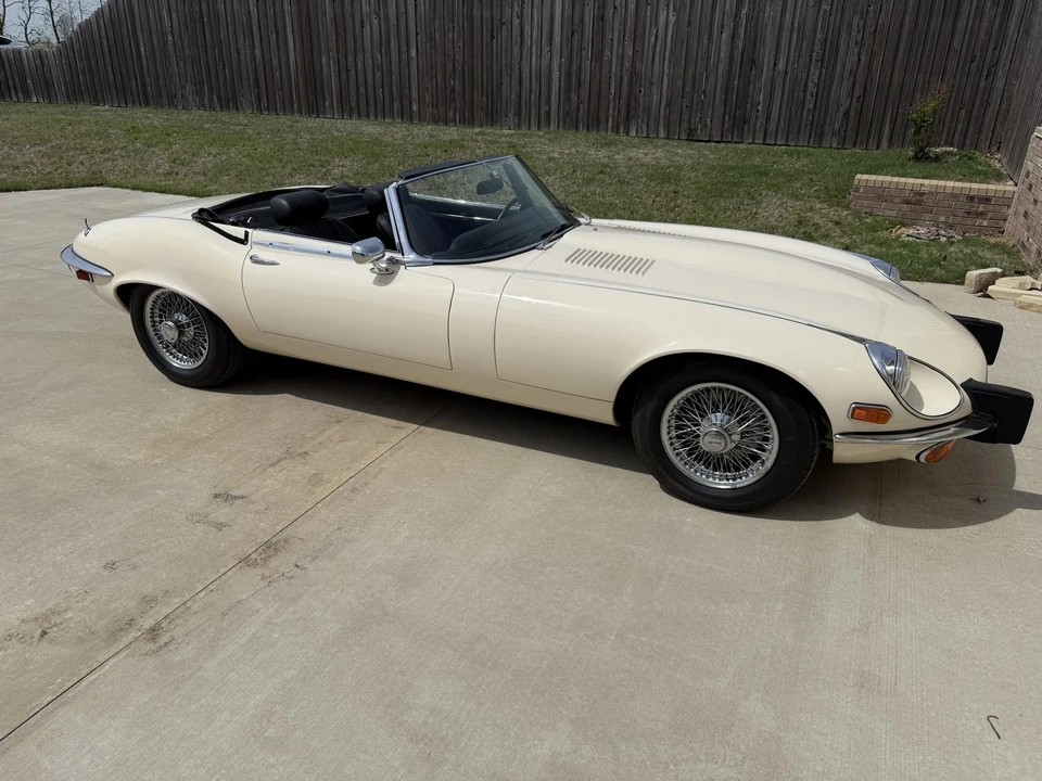 1974 Jaguar E-Type Series 3 V12 - Image 11 of 31