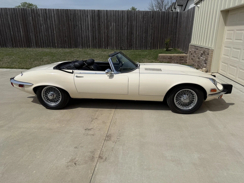 1974 Jaguar E-Type Series 3 V12 - Image 12 of 31