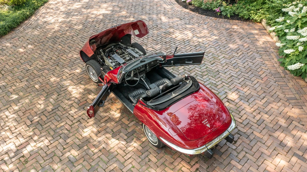 1974 Jaguar E-Type Series 3 V12 - Image 26 of 31