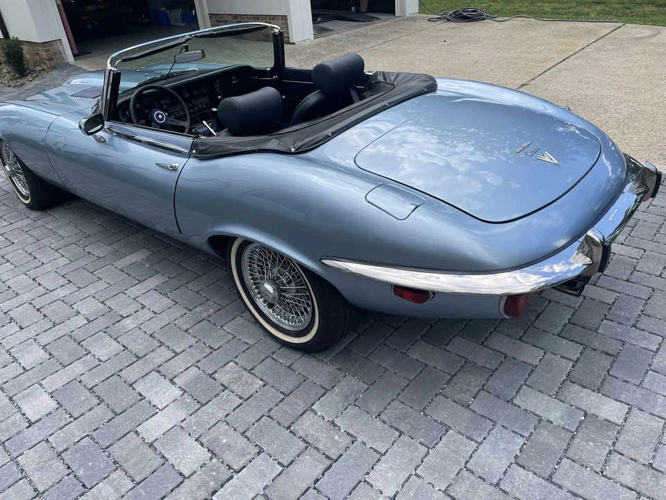 1974 Jaguar E-Type Series 3 V12 - Image 8 of 31