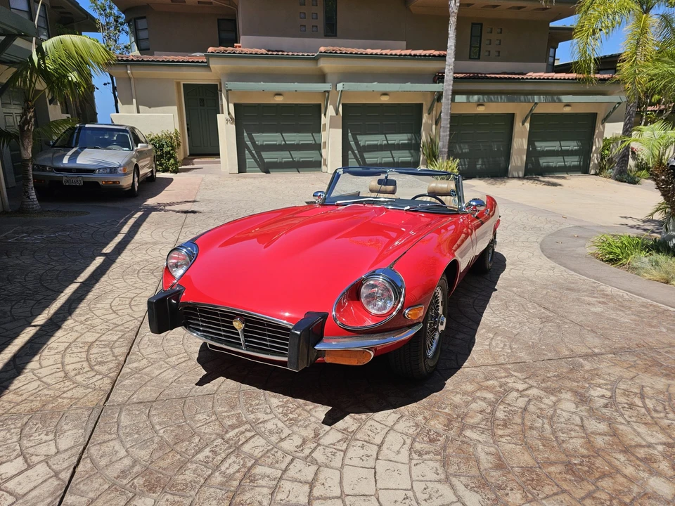 1974 Jaguar E-Type Series 3 V12 - Image 3 of 31