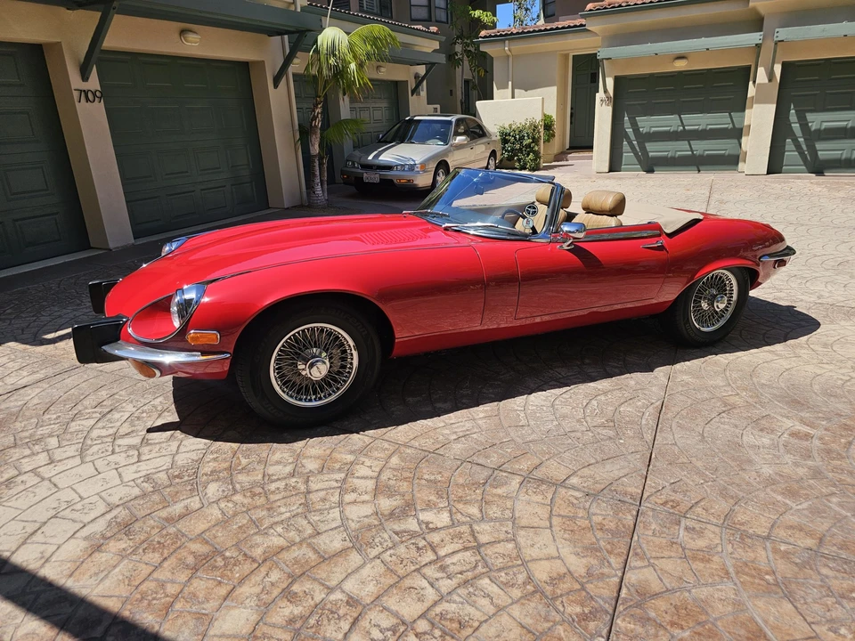 1974 Jaguar E-Type Series 3 V12 - Image 8 of 31