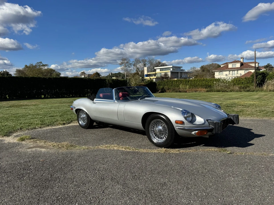 1974 Jaguar E-Type Series 3 V12 - Image 2 of 31