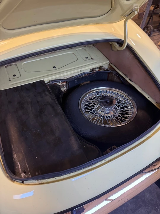1974 Jaguar E-Type Series 3 V12 - Image 25 of 29