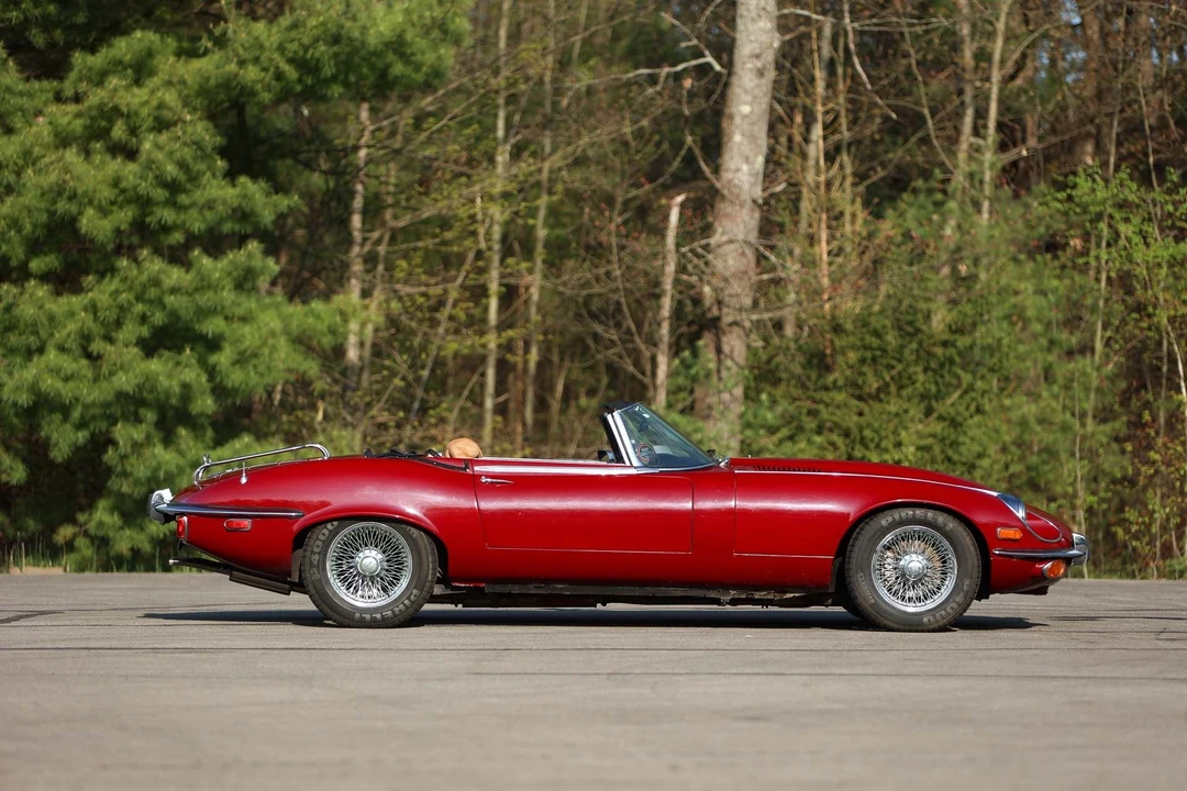 1974 Jaguar E-Type Series 3 V12 - Image 2 of 31