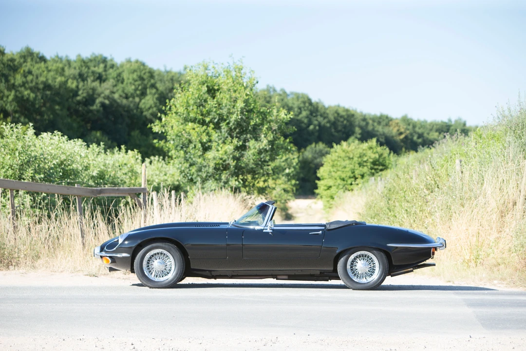 1974 Jaguar E-Type Series 3 V12 - Image 2 of 31