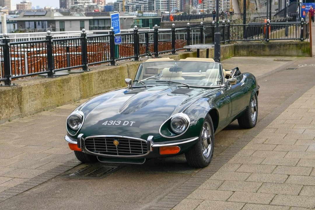 1974 Jaguar E-Type Series 3 V12 - Image 13 of 30