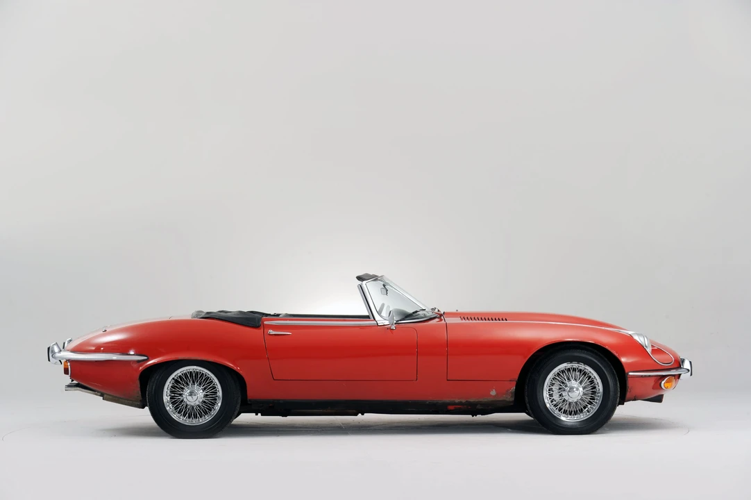 1974 Jaguar E-Type Series 3 V12 - Image 3 of 9
