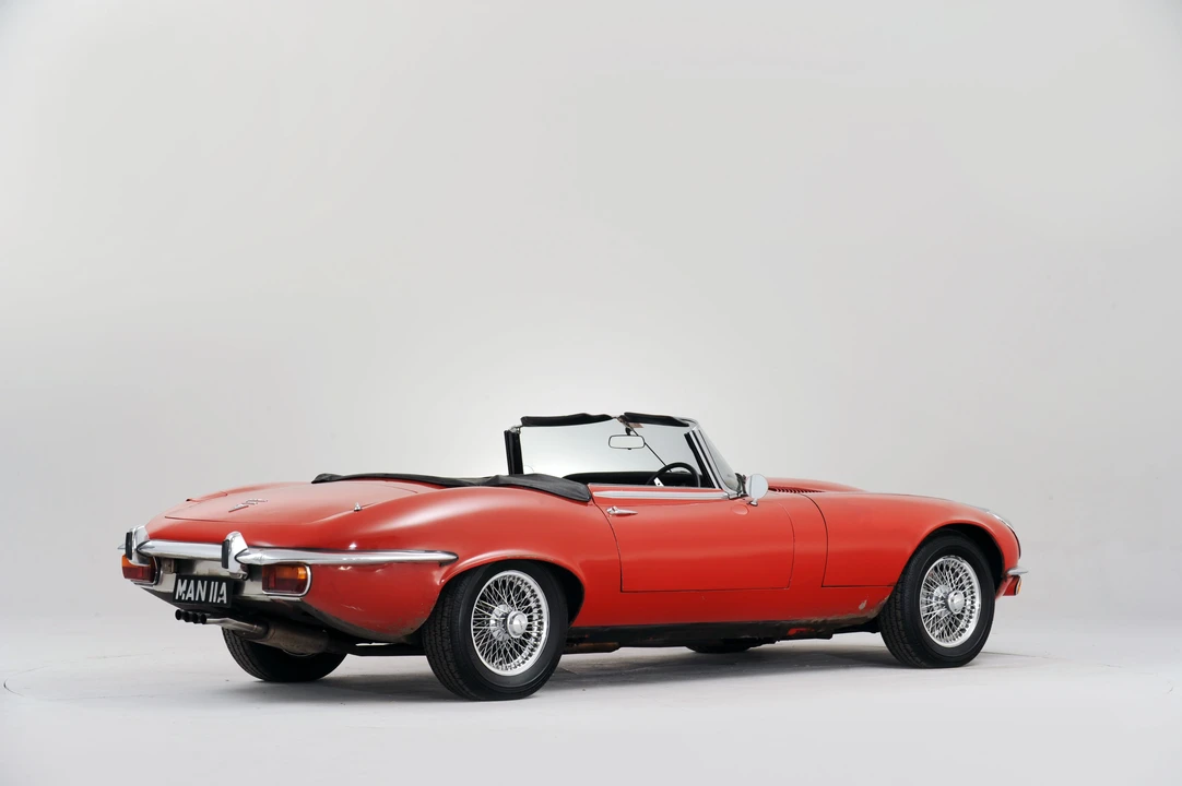 1974 Jaguar E-Type Series 3 V12 - Image 4 of 9