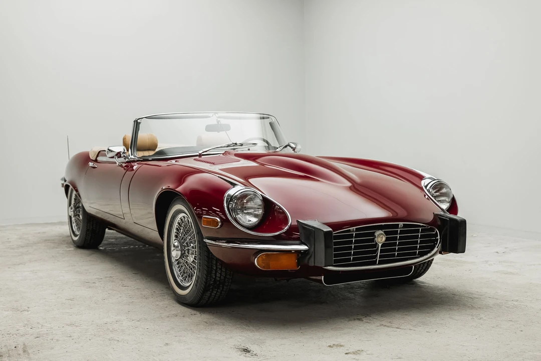 1974 Jaguar E-Type Series 3 V12 - Image 2 of 31