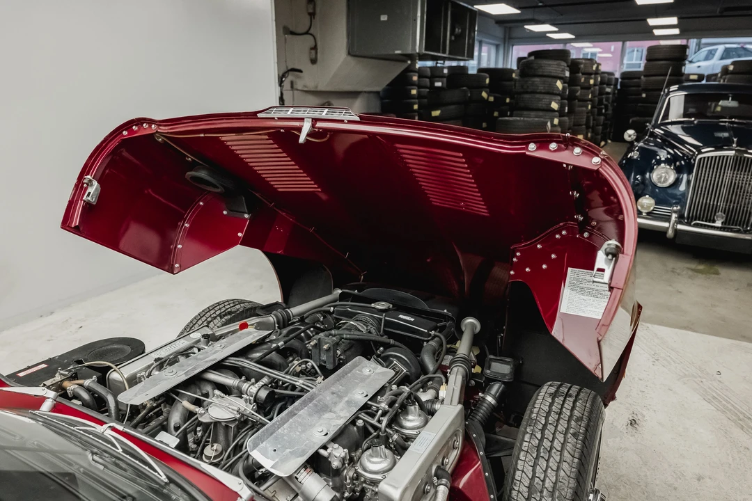 1974 Jaguar E-Type Series 3 V12 - Image 13 of 31