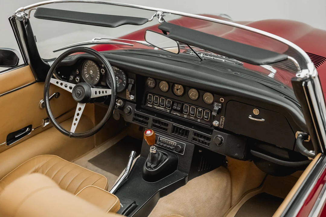 1974 Jaguar E-Type Series 3 V12 - Image 5 of 31