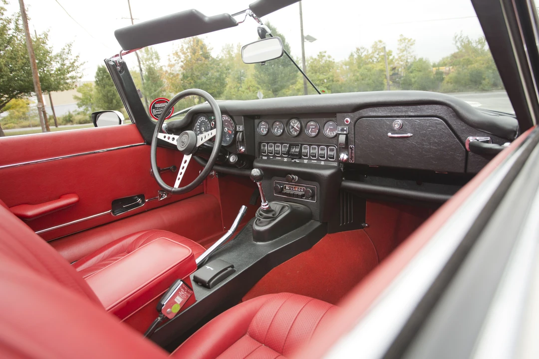 1974 Jaguar E-Type Series 3 V12 - Image 27 of 31