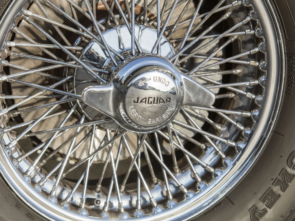 1974 Jaguar E-Type Series 3 V12 - Image 13 of 23