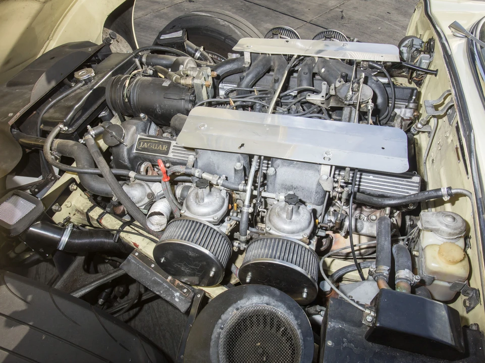 1974 Jaguar E-Type Series 3 V12 - Image 4 of 23