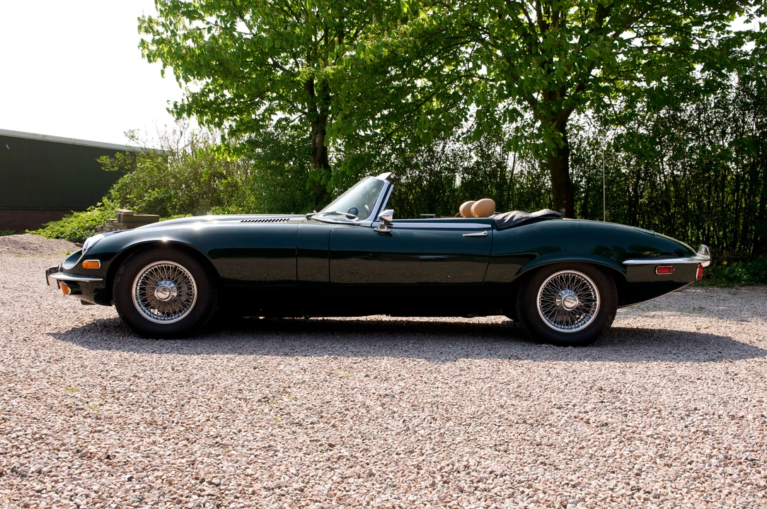 1974 Jaguar E-Type Series 3 V12 - Image 6 of 6