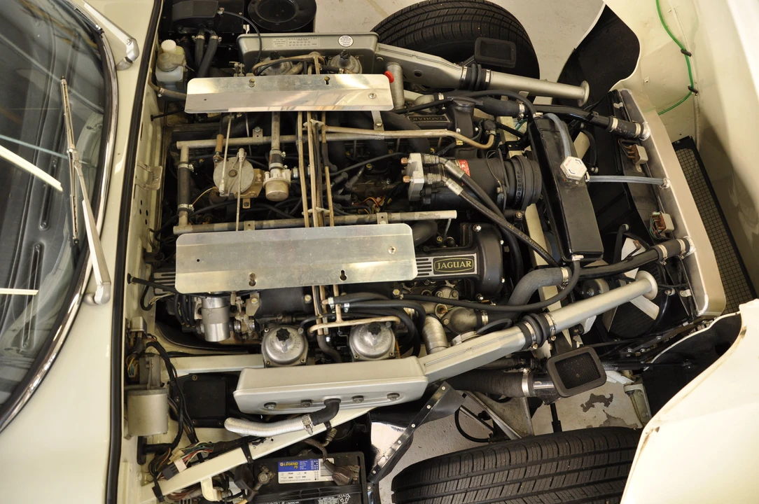 1974 Jaguar E-Type Series 3 V12 - Image 13 of 31