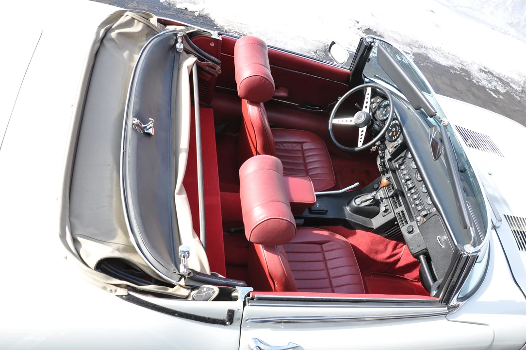 1974 Jaguar E-Type Series 3 V12 - Image 24 of 31